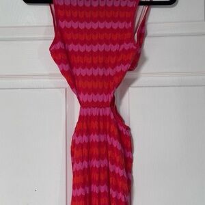Show Me Your Mumu Maizy Cut Out Dress Orange
Pink Maxi Knit Size M